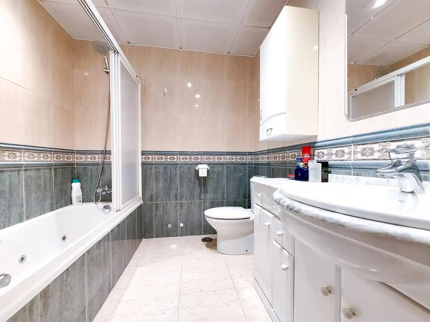 Badezimmer von Maisonette zur Miete in Marbella mit Schwimmbad, Möbliert und Gemeinschaftspool