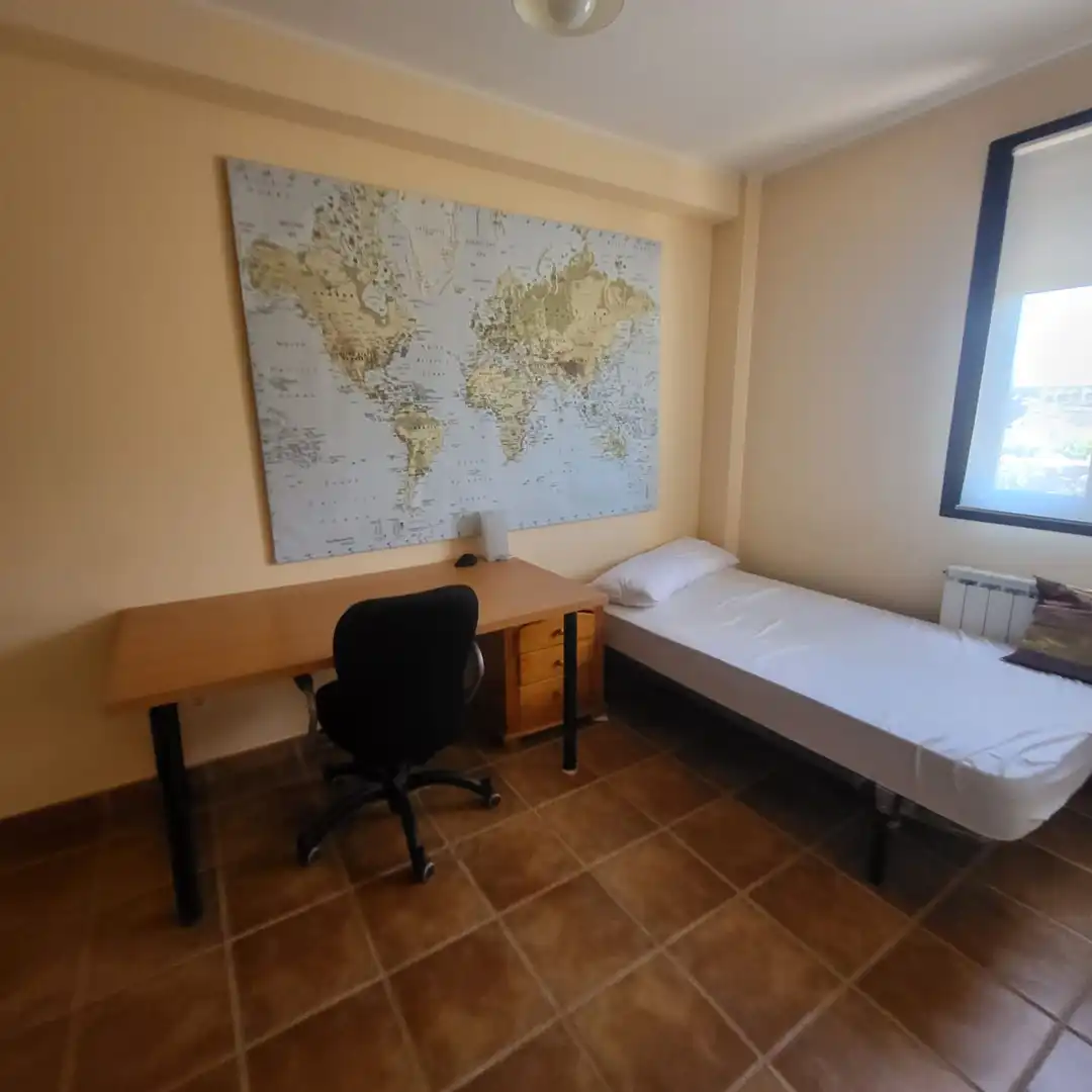 Habitación de Casa o chalet de alquiler en Ávila con Calefacción y Amueblado