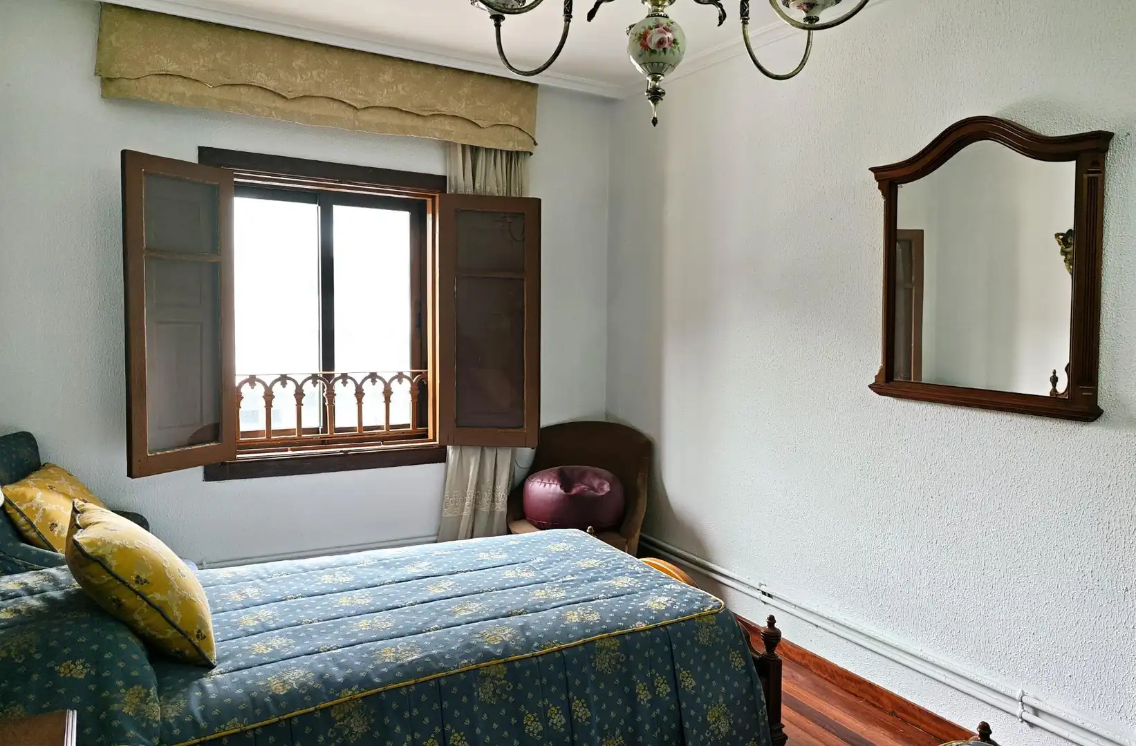 Habitación de Casa o chalet en venta en Vigo  con Jardín privado y Balcón