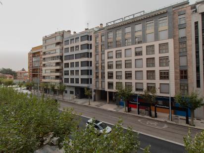 Vista exterior de Pis en venda en Palencia Capital