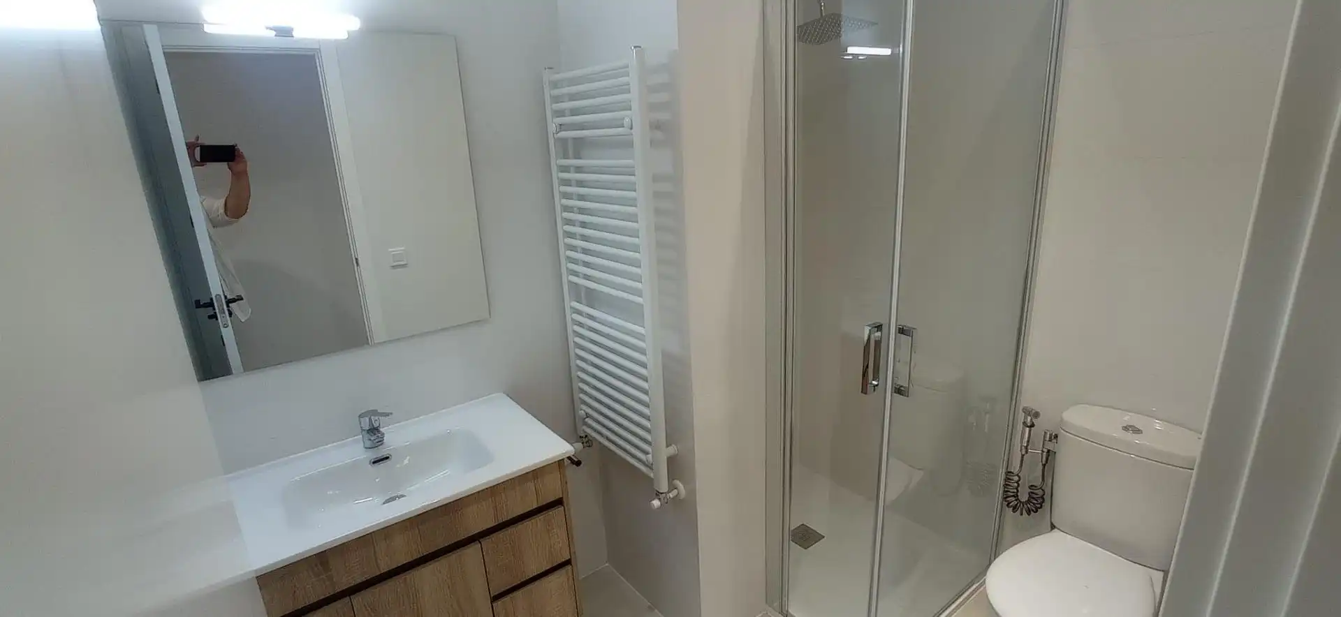 Bathroom of Flat for share in Alcalá de Henares