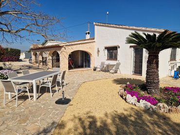 Villa con piscina in vendita a Teulada