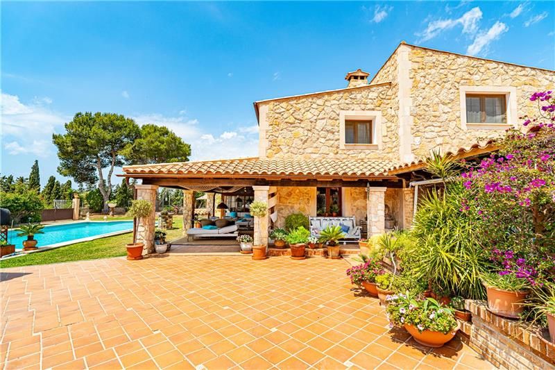 Exterior view of Country house for sale in  Palma de Mallorca  with Air Conditioner, Heating and Private garden