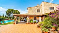 Vista exterior de Finca rústica en venda en  Palma de Mallorca amb Aire condicionat, Terrassa i Piscina