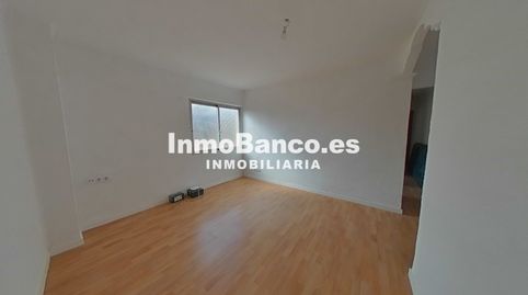 Foto 5 de Piso en venta en Carrer del Poeta Ben Hafadja, Tormos, Valencia Capital