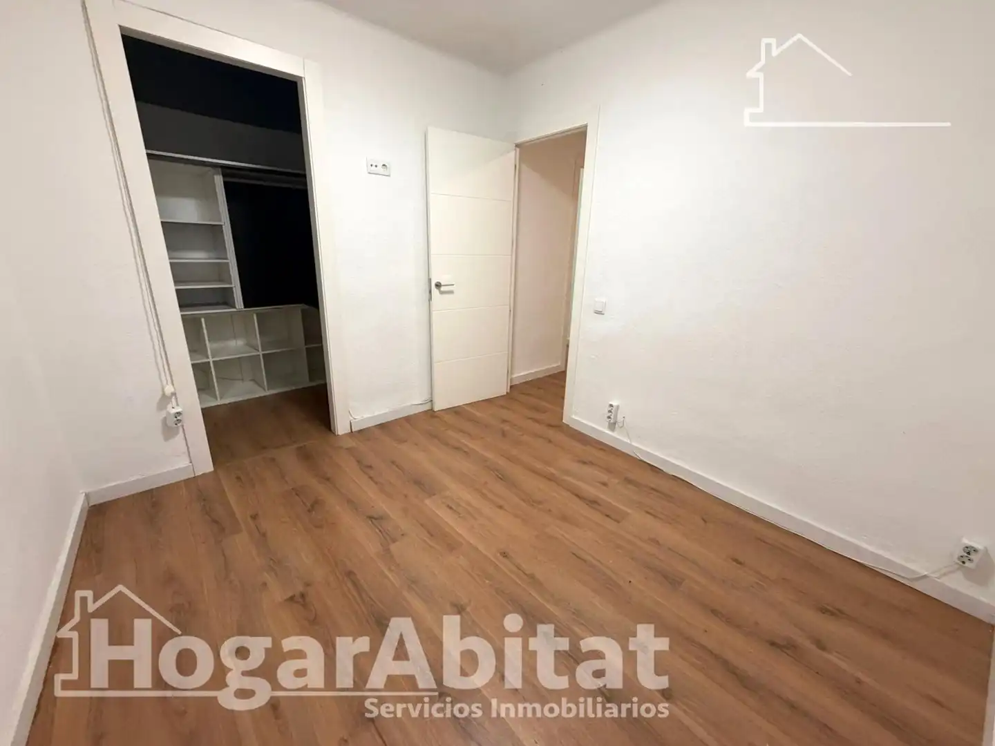 Habitación de Piso en venta en Llíria con Aire acondicionado y Balcón