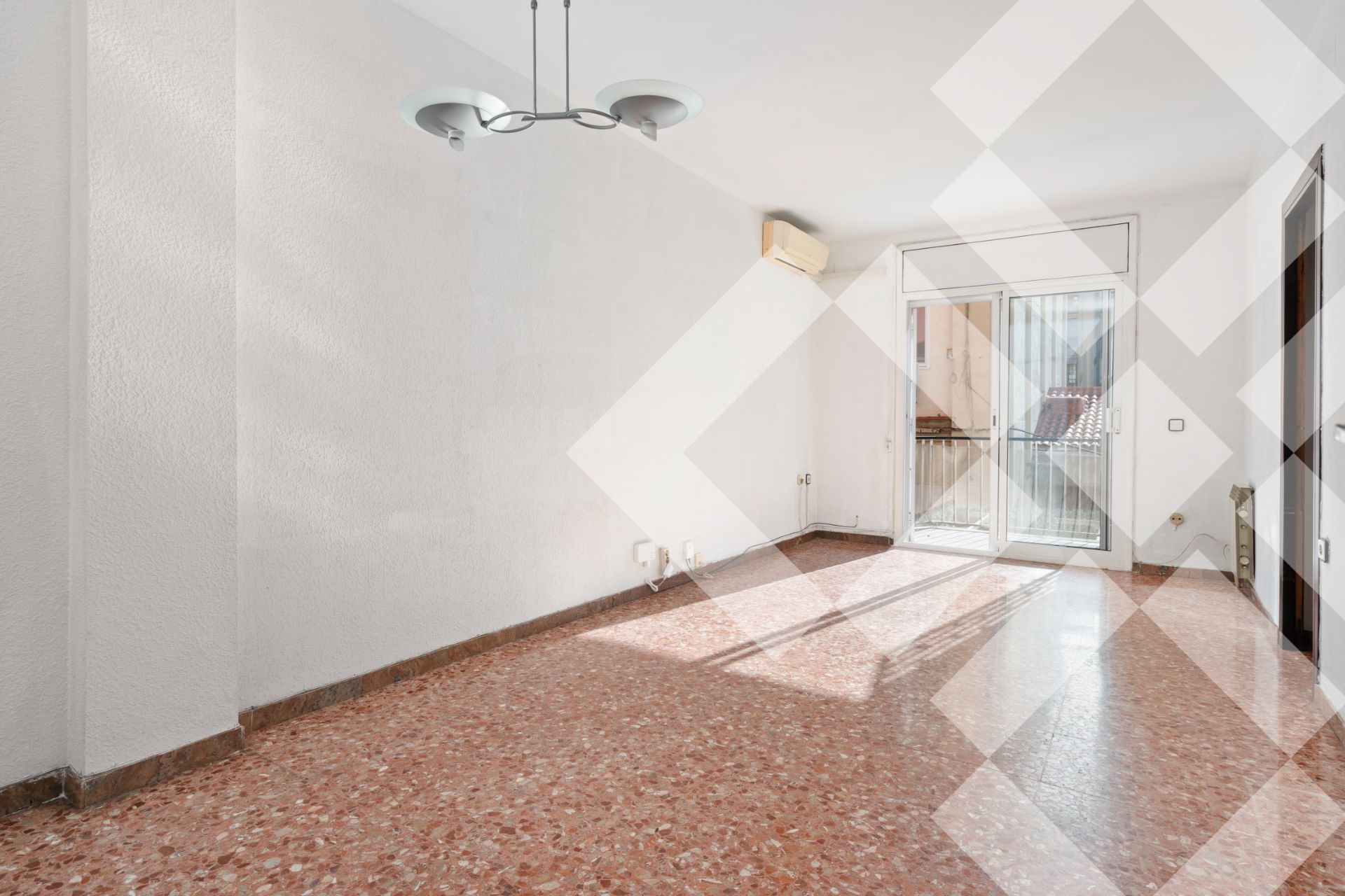 Flat for sale in  Barcelona Capital  with Air Conditioner, Heating and Terrace