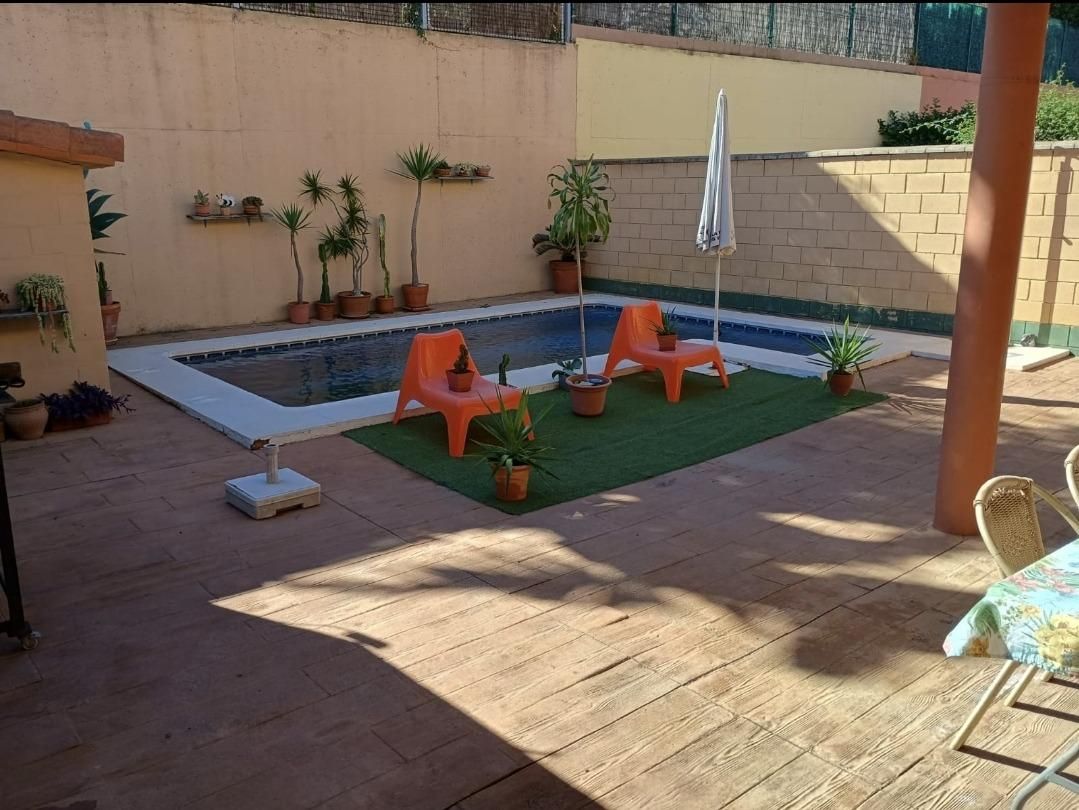 Piscina de Casa o xalet en venda en Algeciras