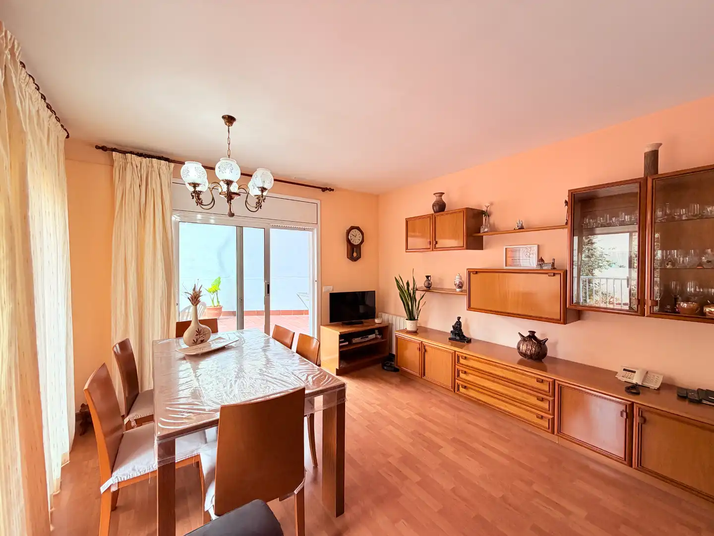 Appartamento con terrazza in vendita a Corbera de Llobregat