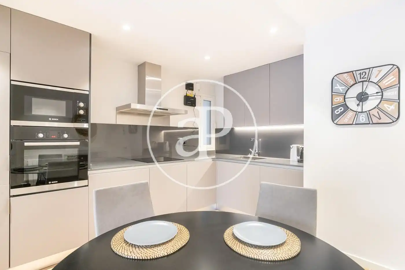 Flat for rent in Corsega, La Nova Esquerra de l'Eixample