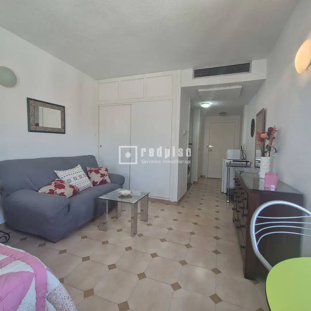 Schlafzimmer von Wohnung zum Verkauf in Sevilla mit Klimaanlage, Heizung und Möbliert