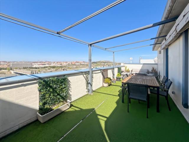 Ático en Venta en De José Gutiérrez Maroto en Ensanche de Vallecas - La Gavia