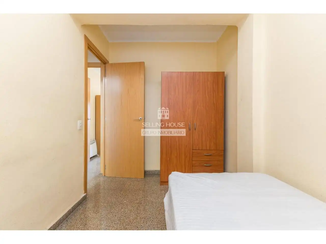 Habitación de Piso en venta en Valencia con Aire acondicionado y Balcón