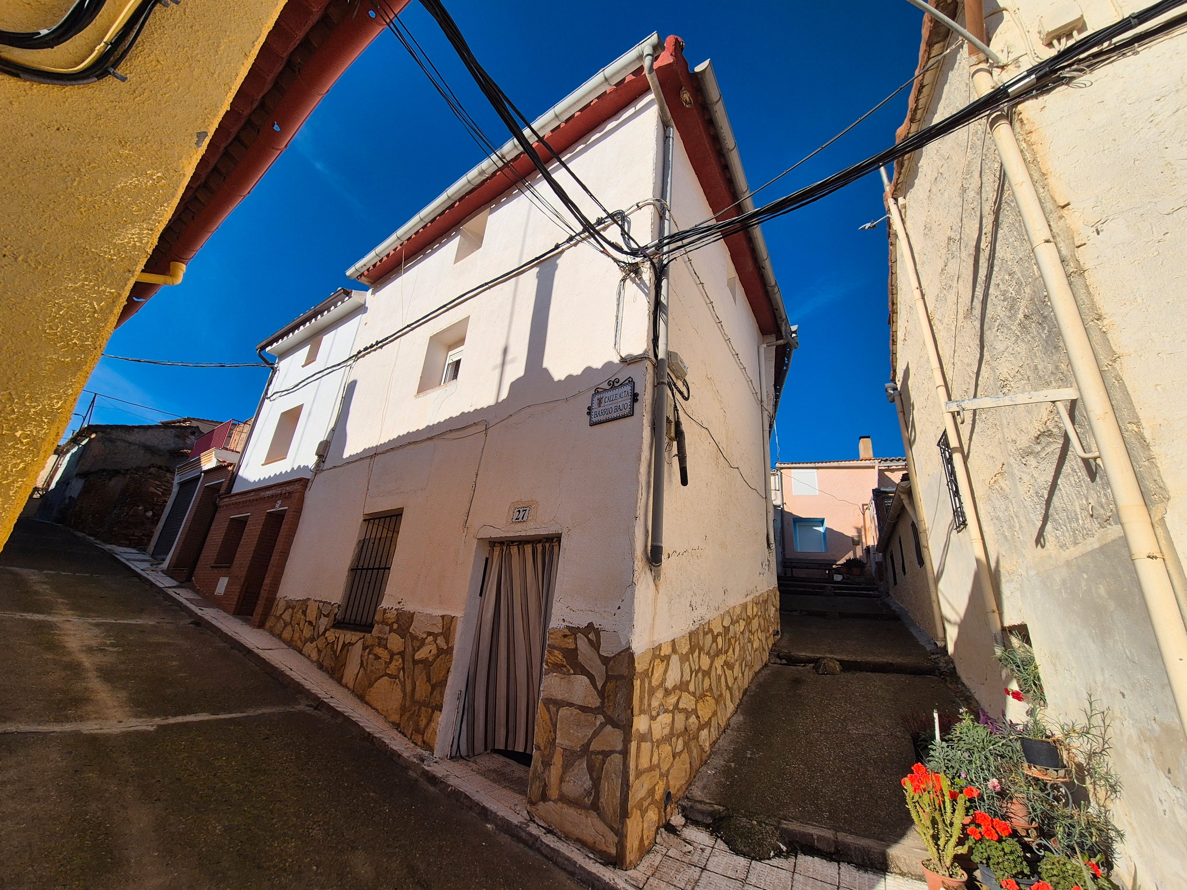 Exterior view of House or chalet for sale in Plenas  with Furnished