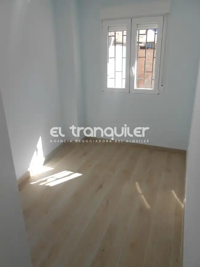 Habitación de Piso en venta en Getafe con Terraza y Lavadora