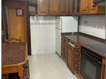 Flat with balcony for sale in Oeste