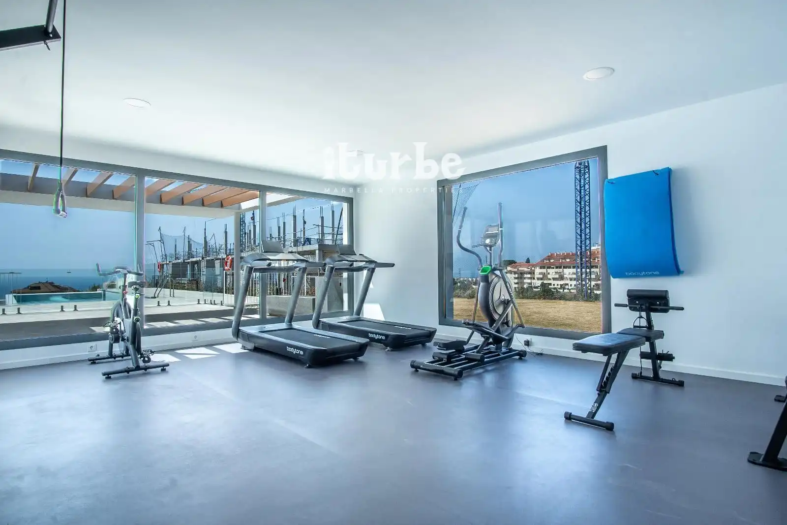 Flat with pool to rent in Avenida de Fuengirola, imagen 35