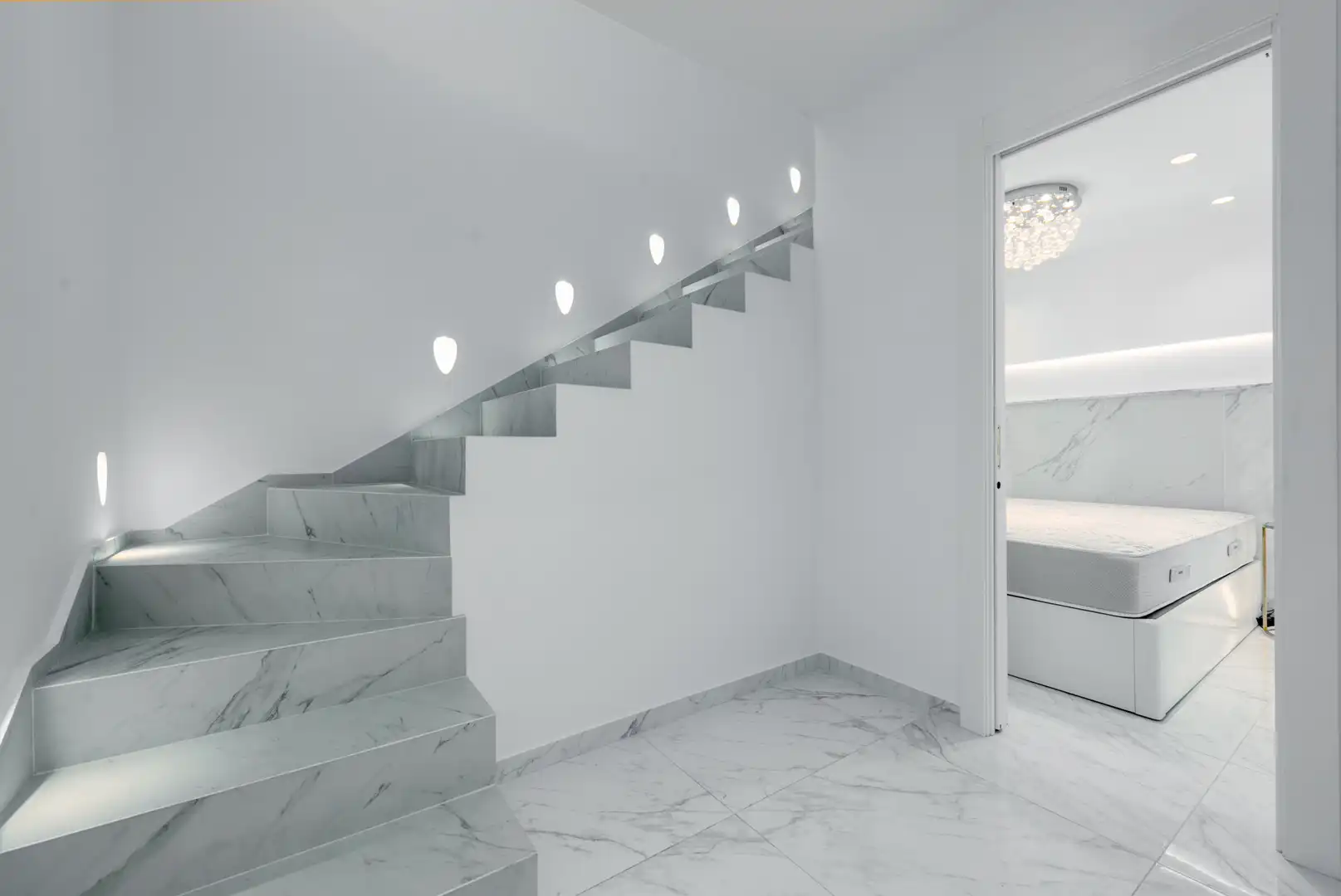 Casa adosada en venta en Marbella con Aire acondicionado, Jardín privado y Terraza