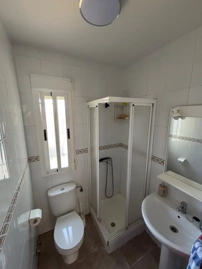 Bathroom of Houses for sale in Colmenar de Oreja