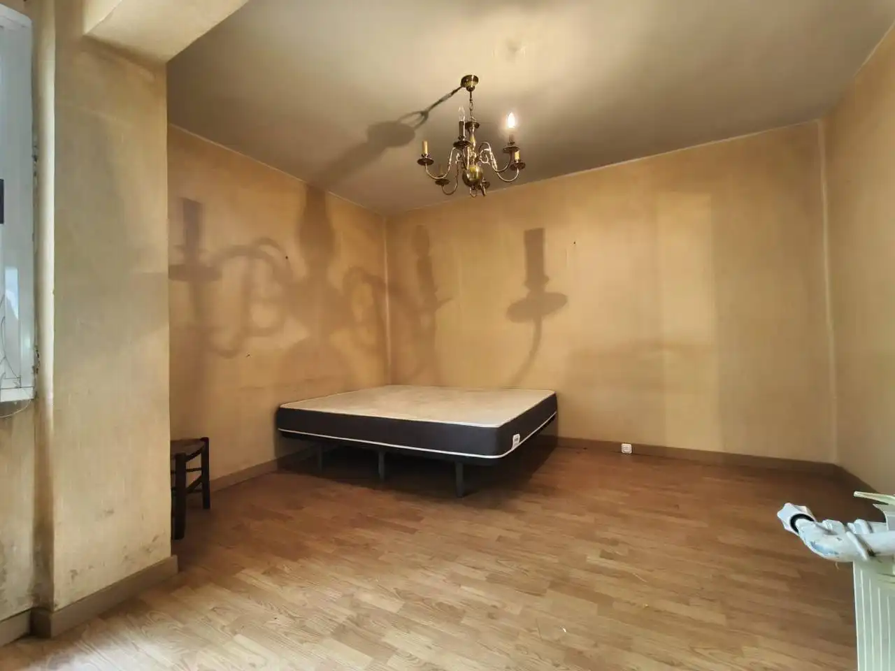 Habitación de Piso en venta en Burgos con Calefacción y Parquet