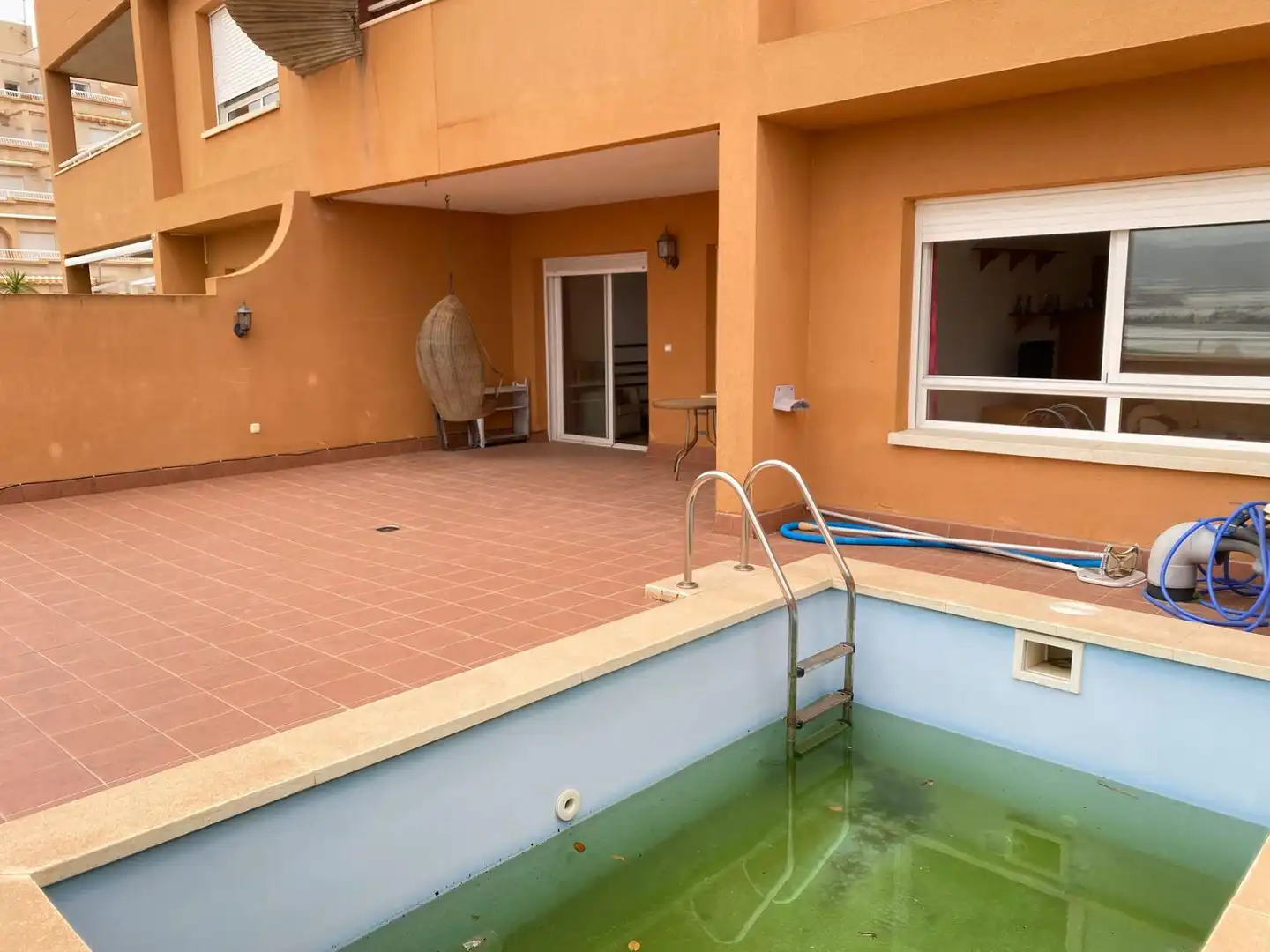 Piscina de Apartament en venda en Águilas amb Aire condicionat, Calefacció i Terrassa