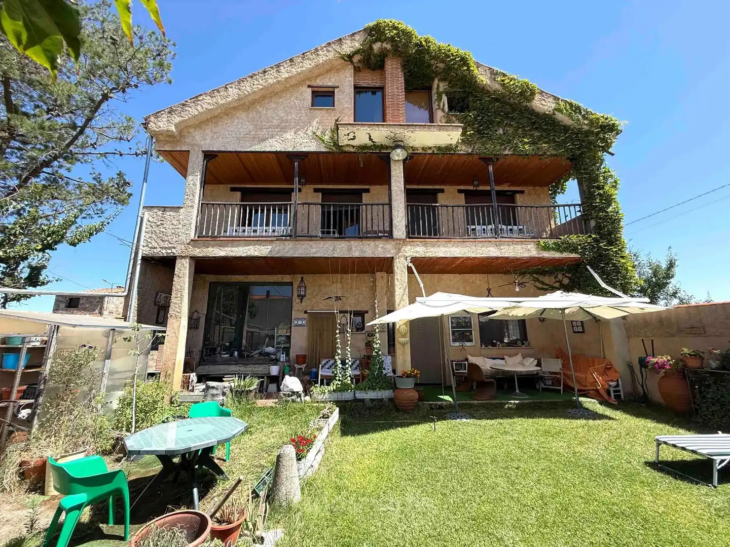Exterior view of Houses for sale in Arapiles, Salamanca