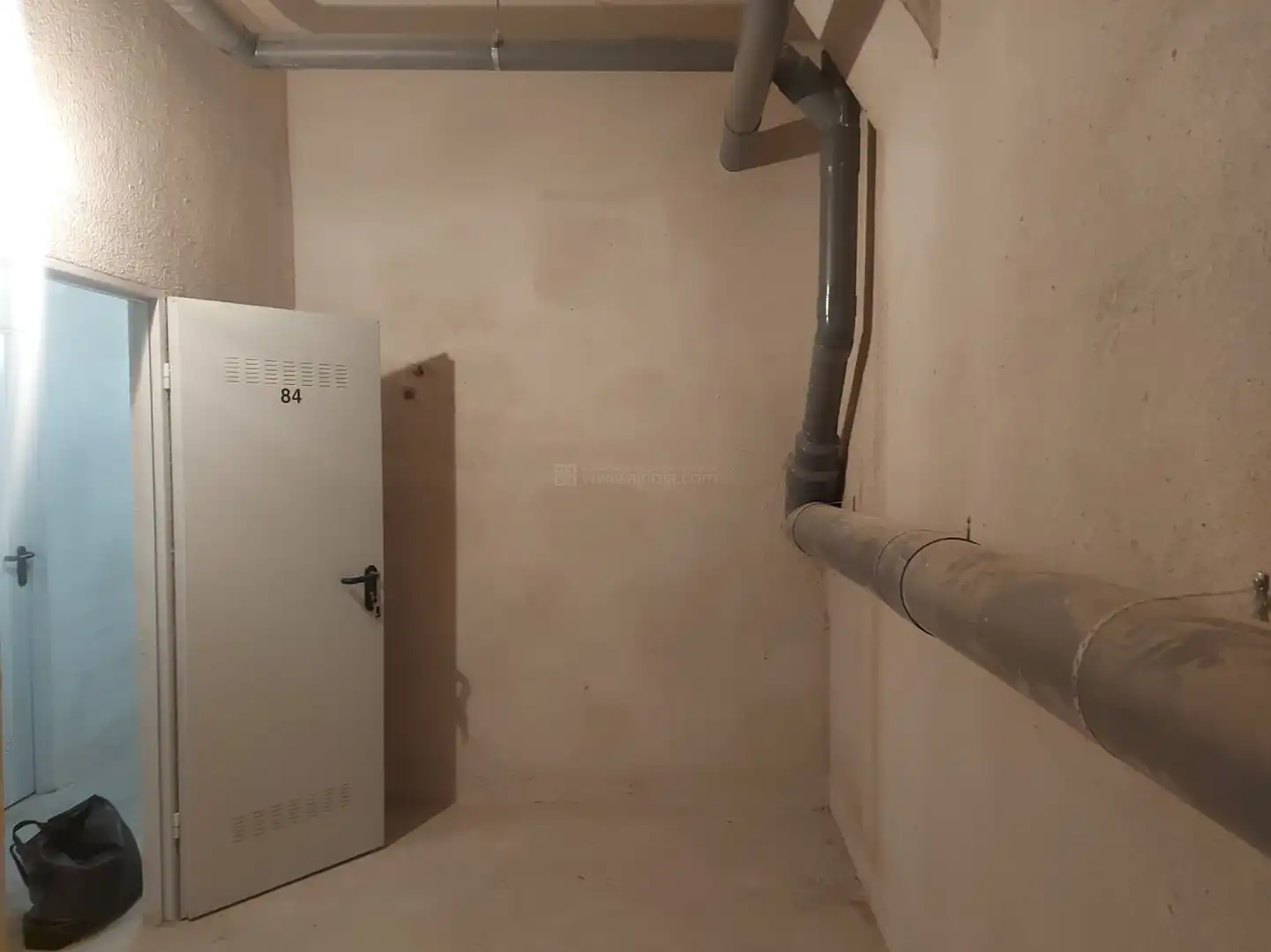 Storage room for sale in  Logroño