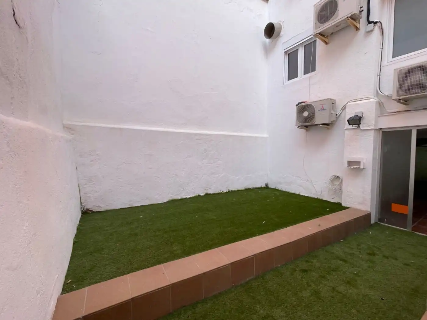 Terrace of Ground floor for rent in Badalona  with Air Conditioner, Heating and Terrace