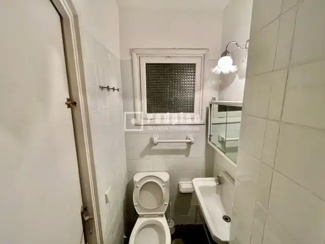 Bathroom of Flat for sale in Madrid  with Air Conditioner, Heating and Terrace