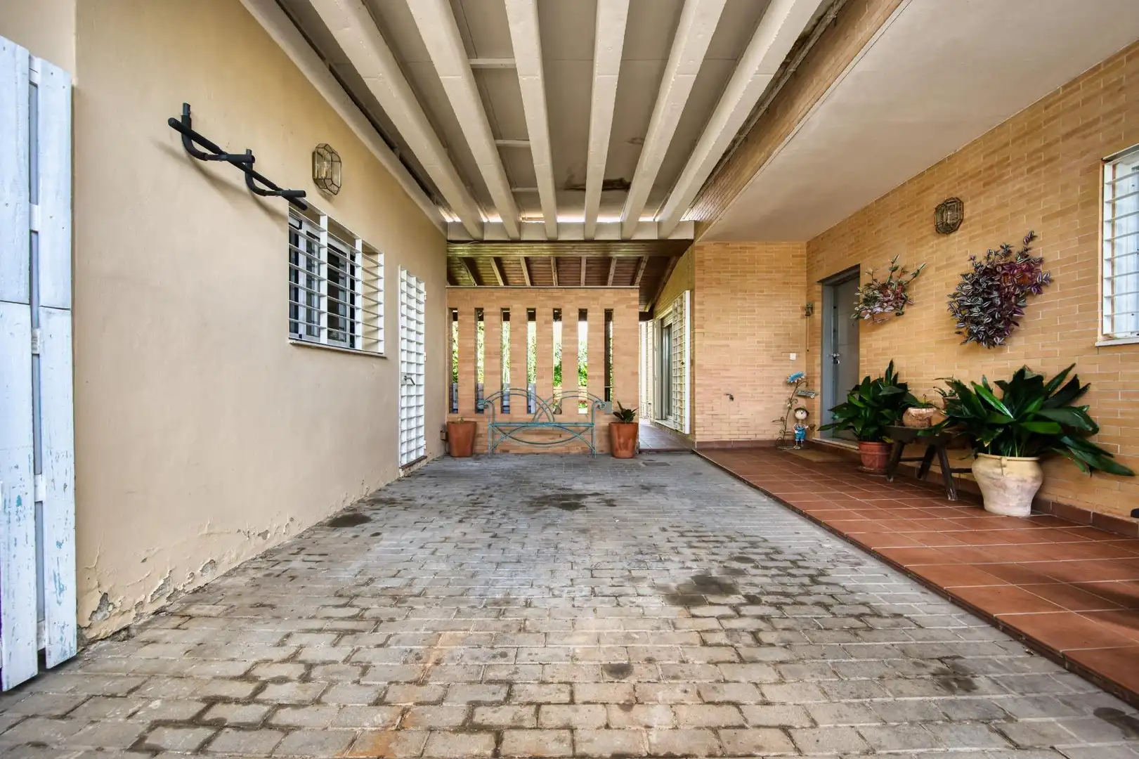 Terrace of Detached homes for sale in Espartinas  with Air Conditioner, Heating and Private garden
