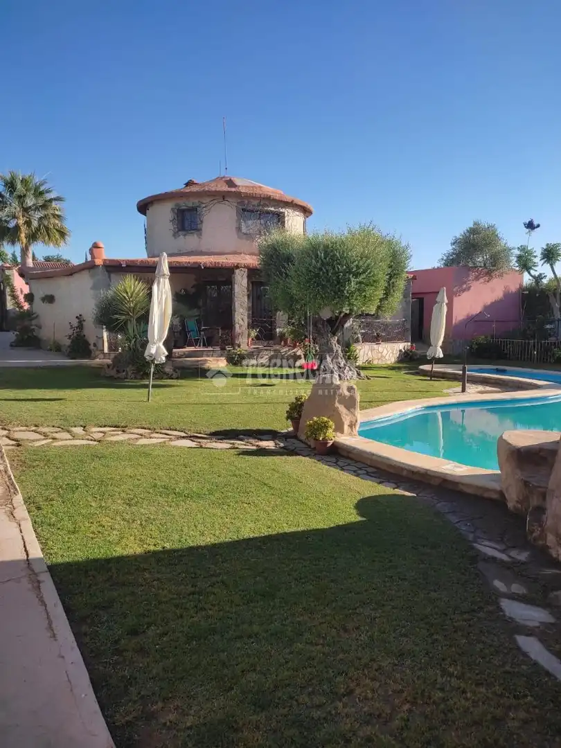 Garden of Country homes for sale in Marchena  with Air Conditioner and Swimming Pool