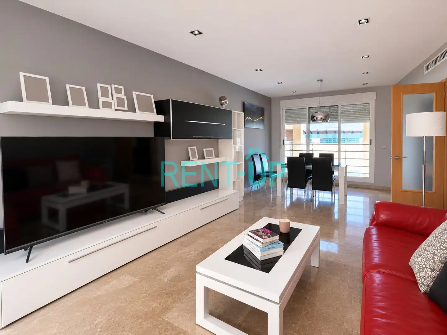 Sala de estar de Casa adosada en venta en Novelé  / Novetlè con Aire acondicionado, Jardín privado y Terraza