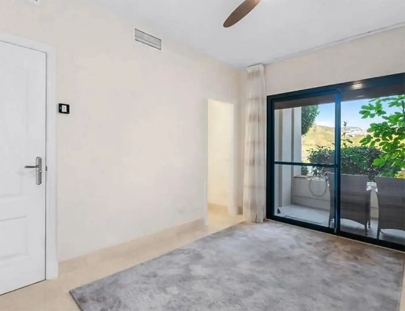 Habitación de Piso en venta en Benahavís con Aire acondicionado y Piscina
