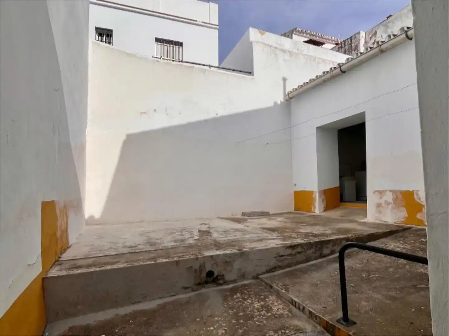 Vista exterior de Pis en venda en Montellano amb Balcó