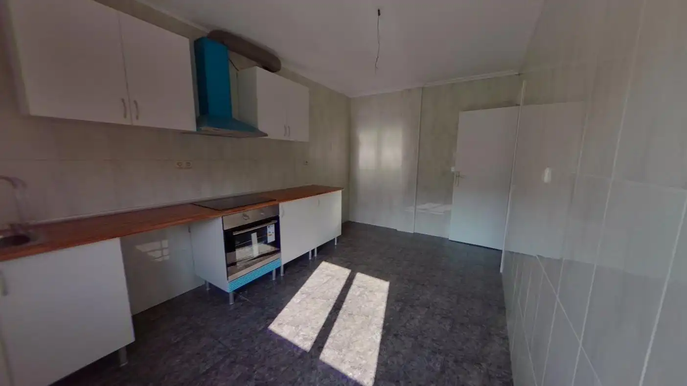 Flat for sale in SANTA ENGRACIA I / SANTA ENGRAZIA I ZEHARKALEA, Buztintxuri