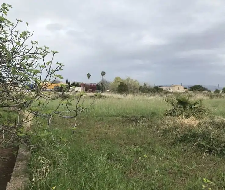 Terreno residencial en venta en Avinguda Setze de Juliol 37A