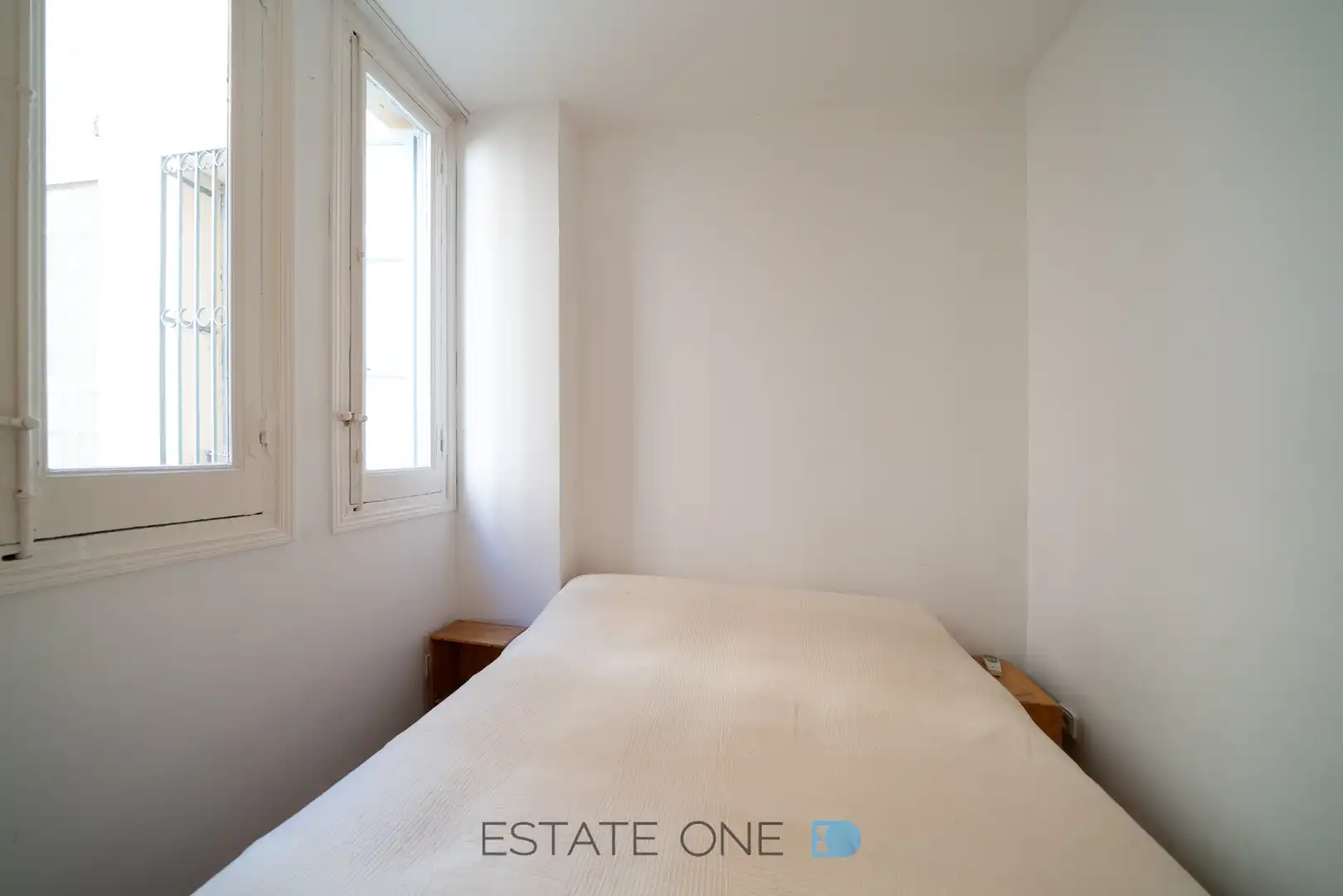 Bedroom of Office for rent in Madrid  with Air Conditioner, Heating and Balcony
