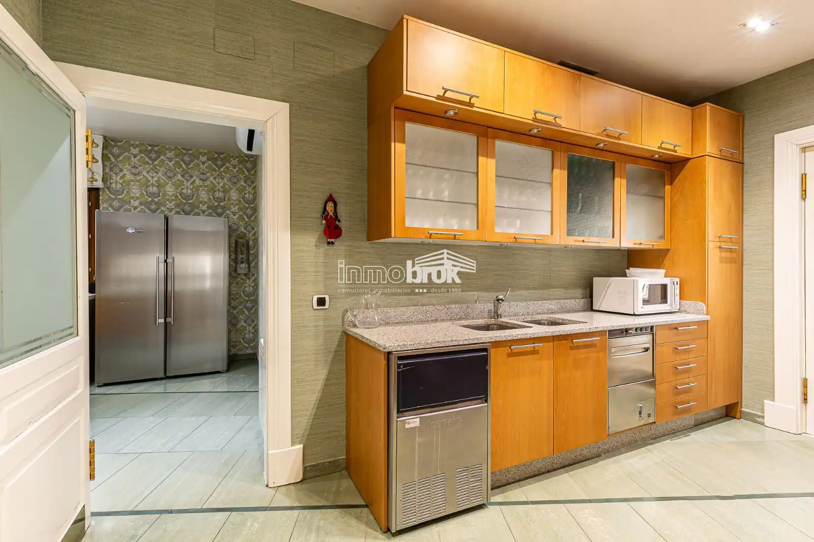 Cocina de Casa o chalet en venta en Madrid con Aire acondicionado, Calefacción y Terraza