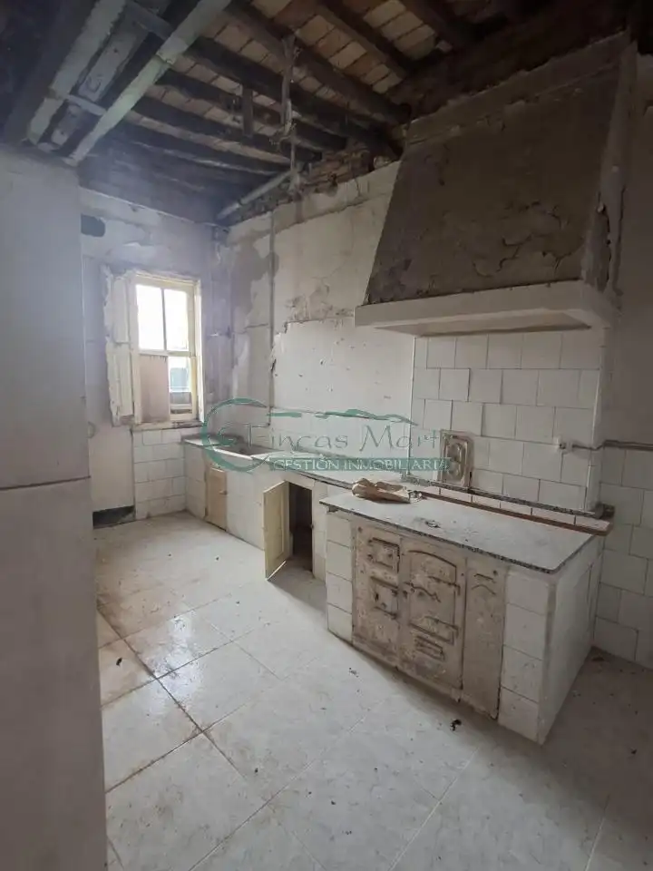 Kitchen of Houses for sale in Vigo   with Storage room
