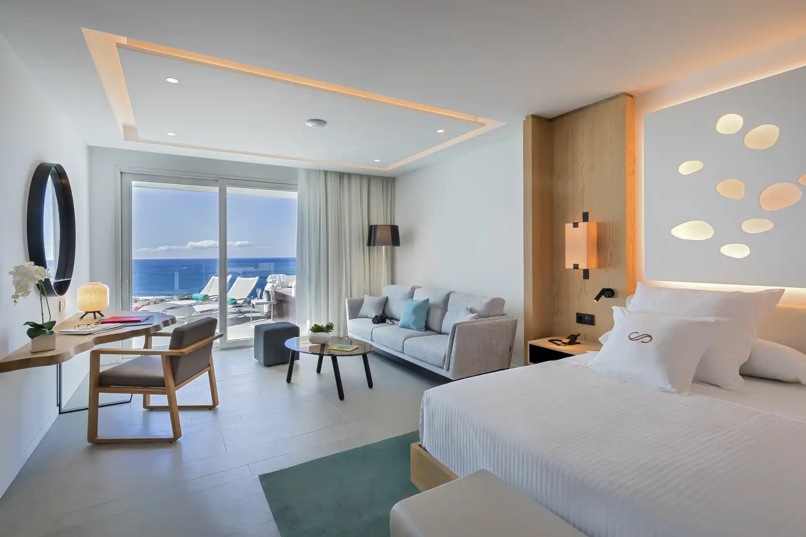 Schlafzimmer von Wohnungen zum Verkauf in Adeje mit Klimaanlage, Terrasse und Abstellraum
