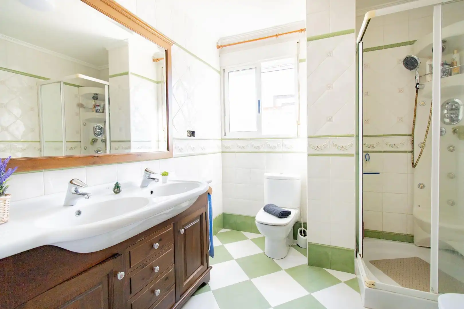 Badezimmer von Maisonette zum Verkauf in Massamagrell mit Klimaanlage, Terrasse und Balkon
