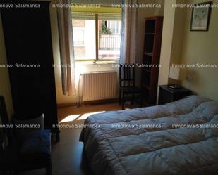 Dormitori de Apartament de lloguer en Salamanca Capital