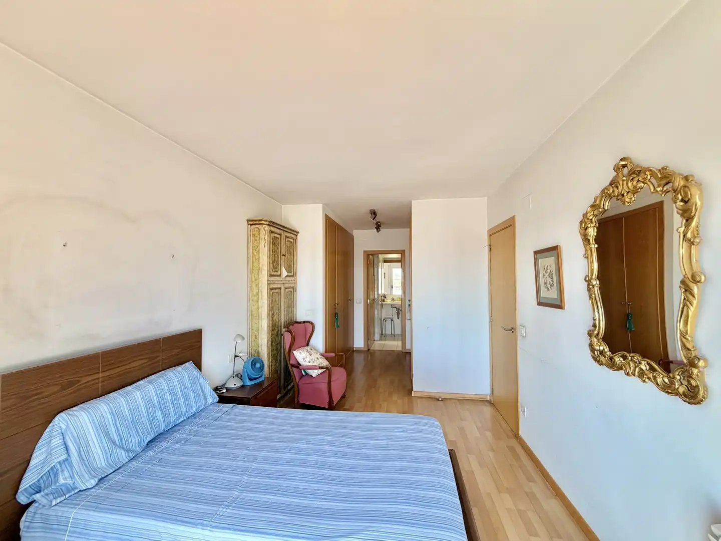 Habitación de Piso en venta en Figueres con Calefacción, Terraza y Horno