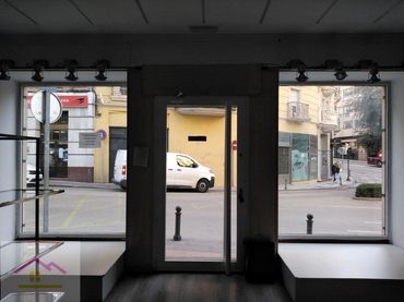 Local comercial en venda a Avenida Castilla La Mancha 6