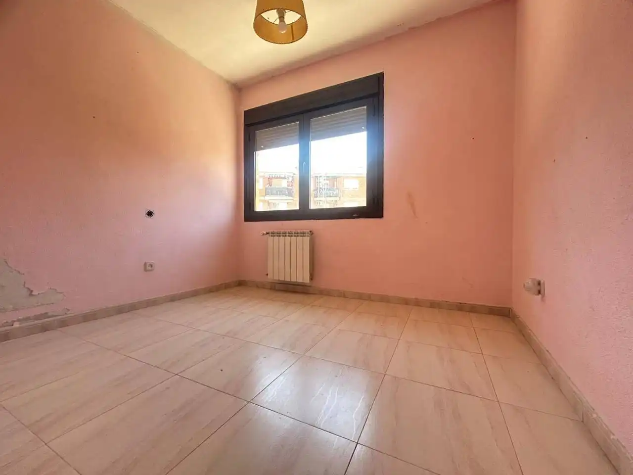 Habitación de Casa adosada en venta en Illescas con Aire acondicionado, Calefacción y Alarma