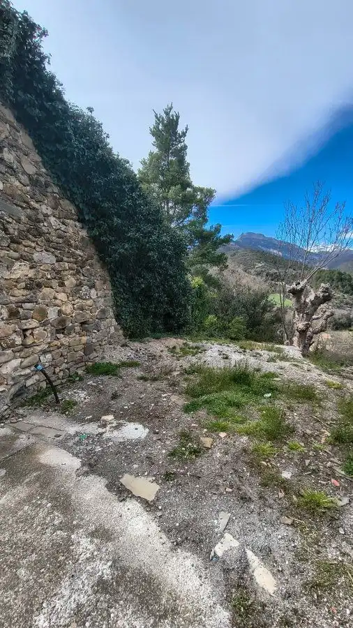 Country homes for sale in Puértolas