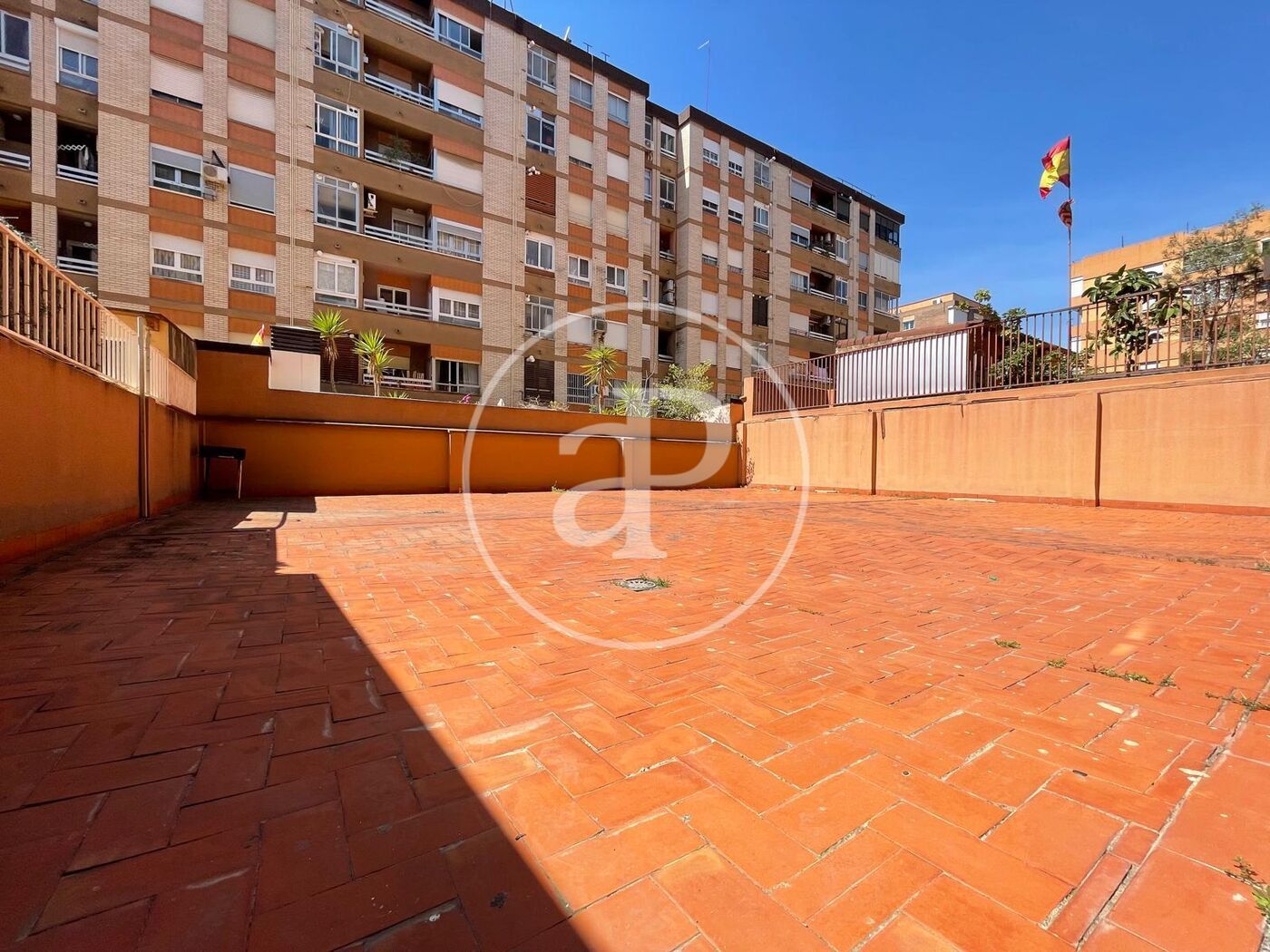 Terraza de Piso en venta en  Valencia Capital con Aire acondicionado, Calefacción y Terraza