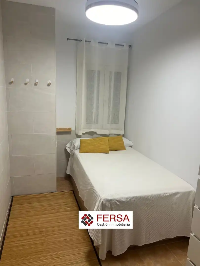 Dormitori de Apartament en venda en El Puerto de Santa María amb Terrassa