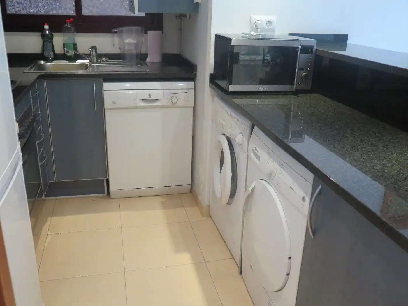 Apartamento de alquiler en Carrer Joaquim Botet i Sisó, 30, Montilivi