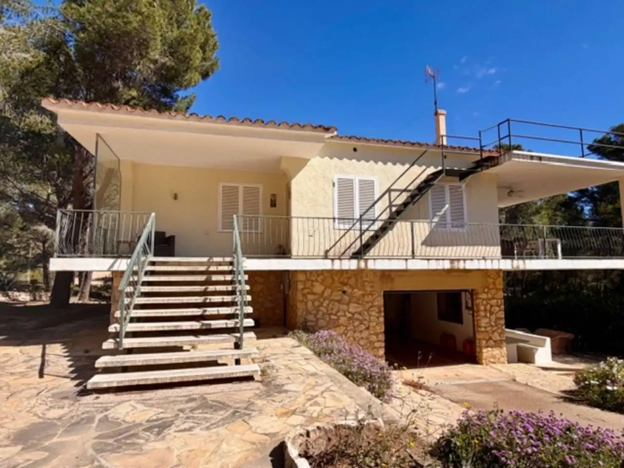 Vista exterior de Casa o chalet en venta en L'Ametlla de Mar  con Calefacción, Jardín privado y Terraza